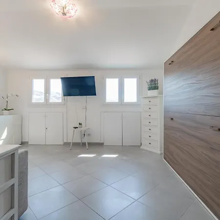 H11 Elena House Vista - Porto Apartamento Sanremo
